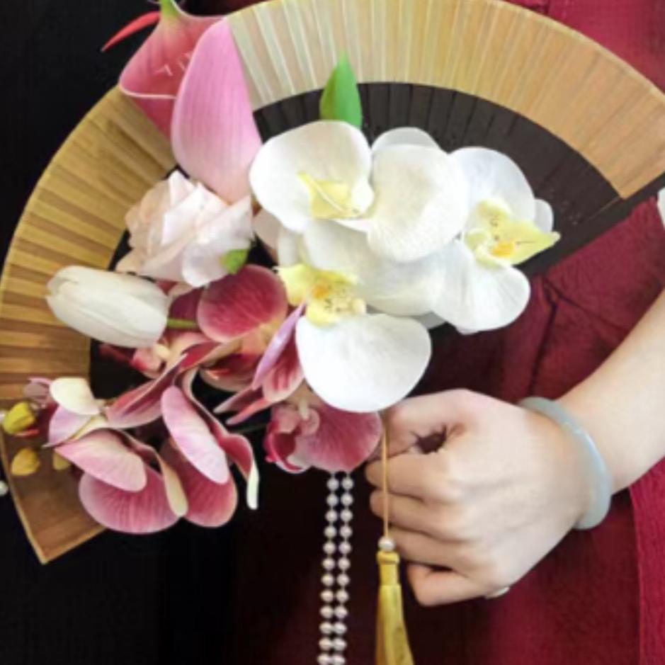 New Chinese Style Bride Folding Fan Bouquet for Engagement or Robe Accessory