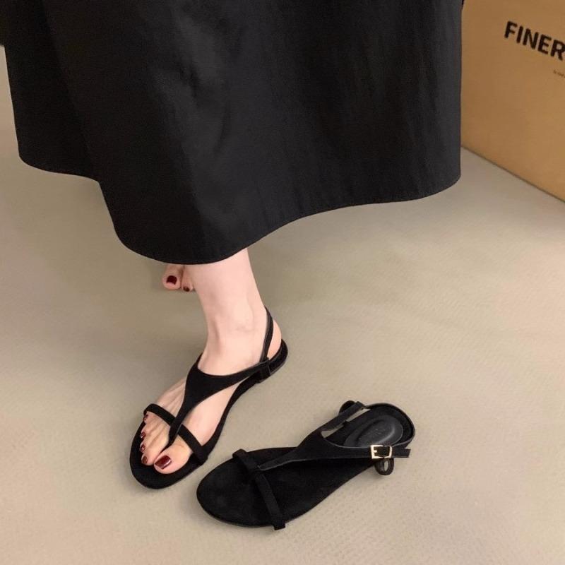 Fashion 2025 Korean Style Flat Bottom Sandals with One-Piece Buckle Comfortable Vintage Fashion Women's Sandals with Skirt Roman Style