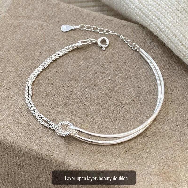 Elegant Women s Knot Bracelet with Cold Style – New Trendy Temperament Jewelry.