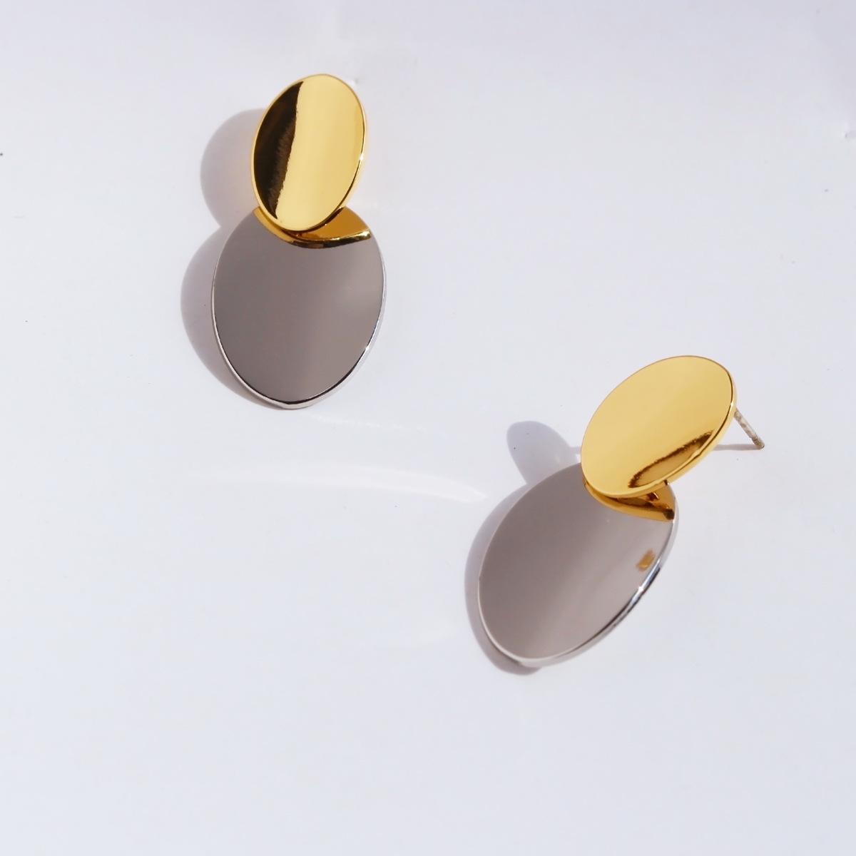 

Модные двухцветные серьги из золота и серебра, зеркальные минималистичные геометрические овальные серьги-гвоздики в форме капли воды, серьги для поездок на работу 761