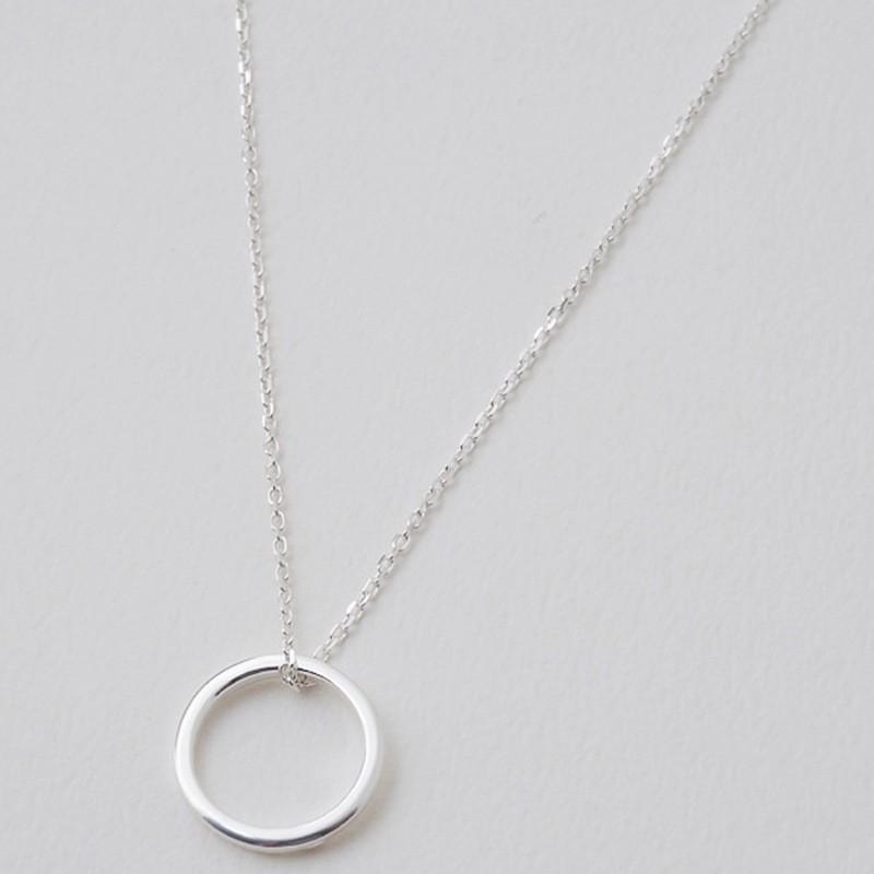 Minimalist Circle Ring Necklace - Gold/Silver Thin Chain, Adjustable Length, Commuting Accessory for Women