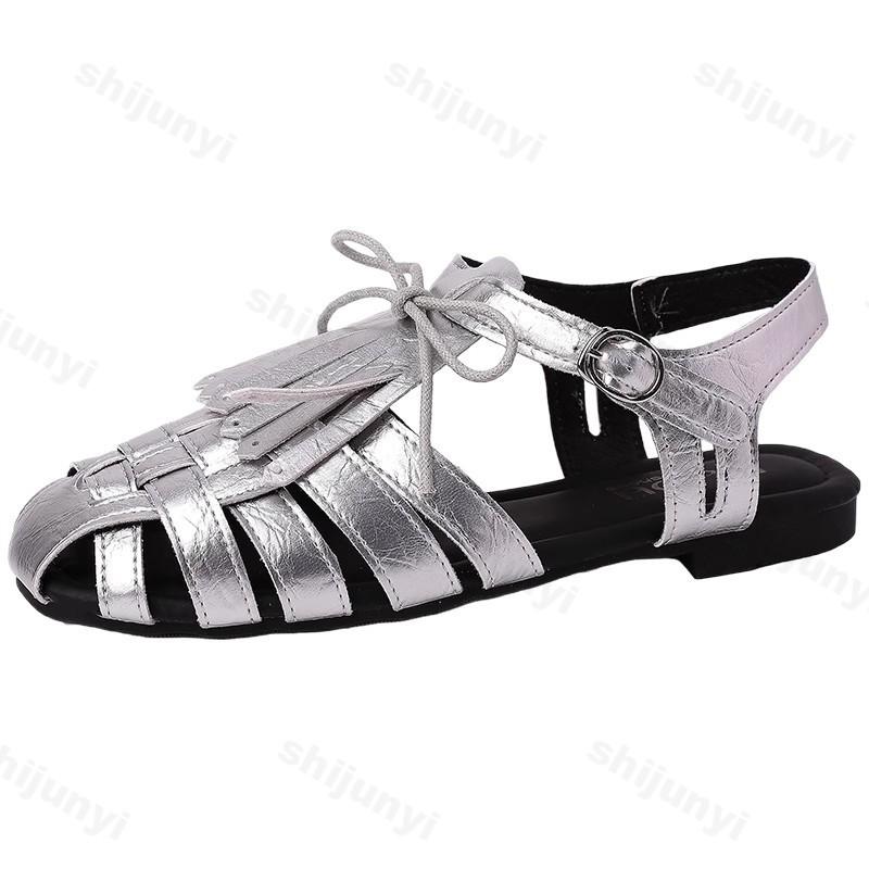 Fashion 2025 New Retro Woven Women Summer Fashion Sandals Tassel Hollow Buckle Casual Outdoor Slippers Elegant Comfortable Single Shoes