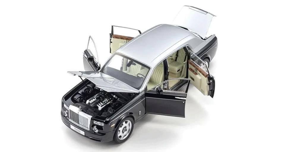 Kyosho Original 1/18 Scale Rolls-Royce Phantom EWB Black/Silver Finished Product
