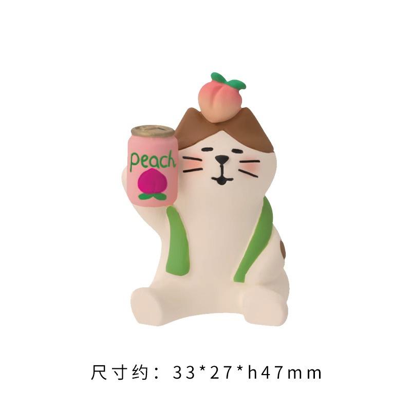 Japanses Creative Toys Peach Series ZAKKA Cat Figurine Decoration Micro Landscape Photo Props Miniature Resin Gift DIY Ornaments