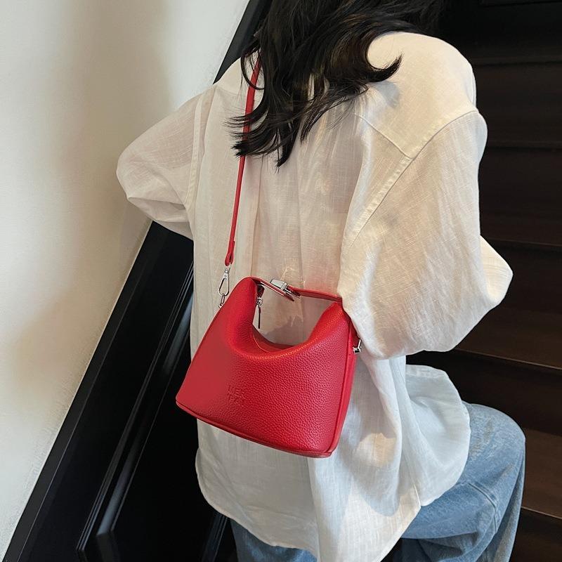 Niche design lychee pattern handbag bag new summer fashion lock single shoulder crossbody bucket bag