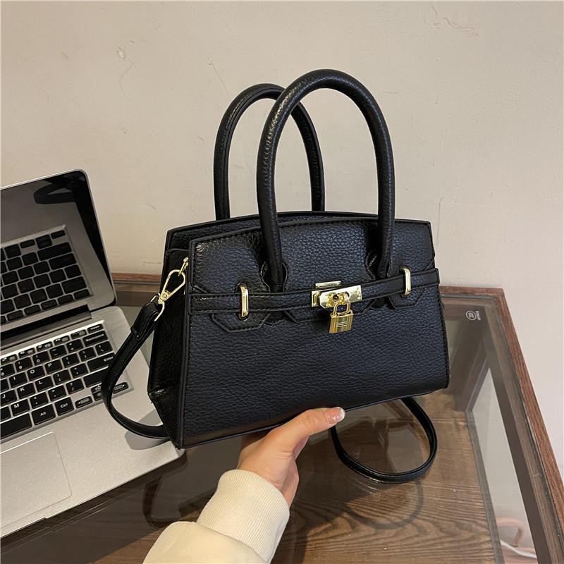 

Новая высококачественная сумка из платины с тиснением под личи, с маленьким замком, портативная, на плечо, через плечо, модная женская сумка