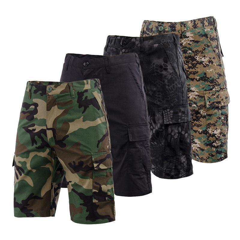Stylish Men's Army Combat Camouflage Cargo Shorts Featuring Multiple Pockets