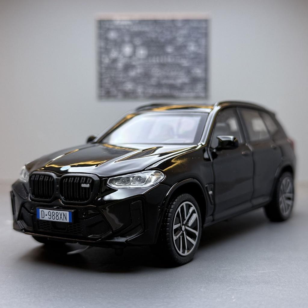1:32 X3M X3 SUV 2025 Legierung Druckguss Spielzeugauto Modell Ton und Licht Rückzieher Kinderspielzeug Sammlerstücke Geburtstagsgeschenk