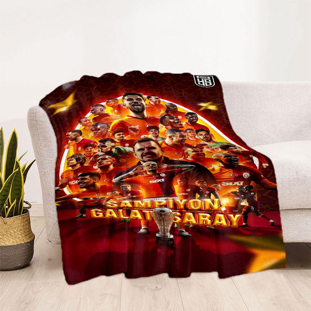 Galatasaray 144 Blanket Ultra-Soft Great for Livingroom Picnics Bedding for All Occasions Playful Design Perfect Gift for Relatives and Friends