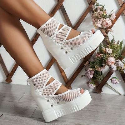 Women's Winter Furry Slip-Resistant Platform Sneakers/Boots - Thick Platform Height Increase