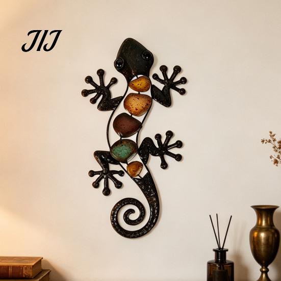 3D Metal Relief Art Gecko Lizard Wall Decor, Colorful Painted Iron Art, Sculpture Outdoor Farmhouse Hanging Ornament for Garden Fence Home Decorations