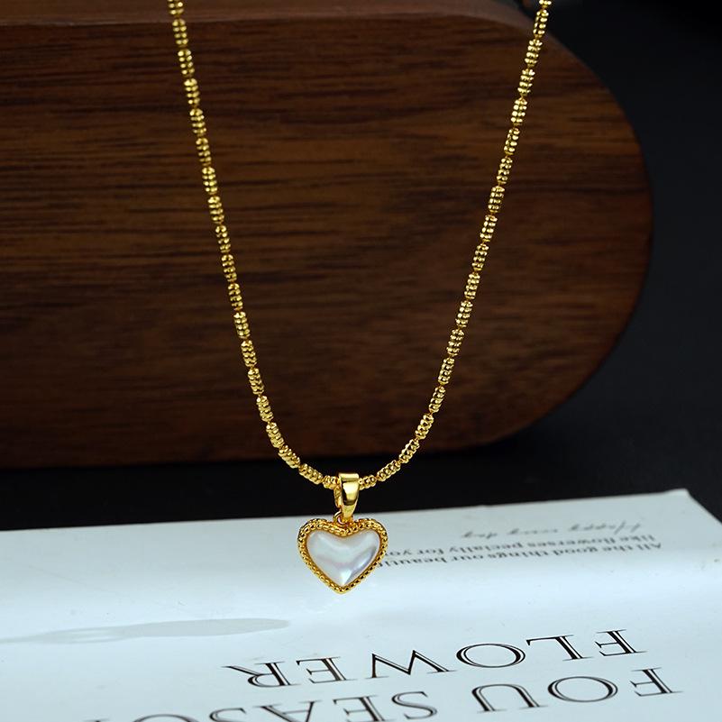 French Retro Double-Sided Heart Pendant Necklace with Natural Shell