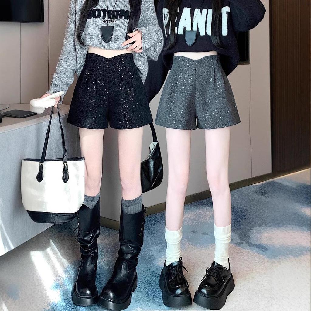 Women's Winter 2024 Black Woolen High-Waisted Wide-Leg Bootcut Shorts