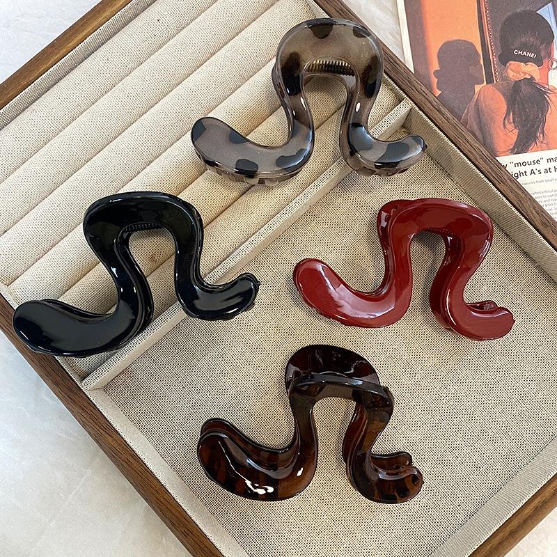 Elegant Women Hair Clip Premium Hairpin Back Head Accessories Simple Irregular Hair Catch  New Fashion Hair Clips