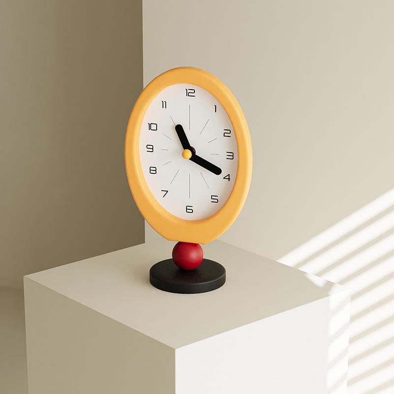 Creamy Style Yellow Oval Table Clock Room Decoration Mute Quartz Movement Desktop Clock for Living Room Creative Home Decor Gift