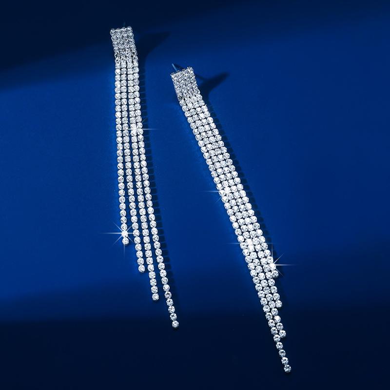 Koreanische Luxus-Strass-Quasten- & Stecker-Ohrringe für Damen