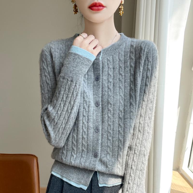 

2024 Autumn Elegant Korean Style Women s Knitted Cardigan - Versatile, Short, and Chic M