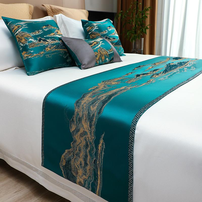 Luxury Satin Solid Bed Runners Jacquard Scarf Protector Slipcover Bed Decor Scarf for Bedroom Hotel Wedding Room Twin/Queen/King
