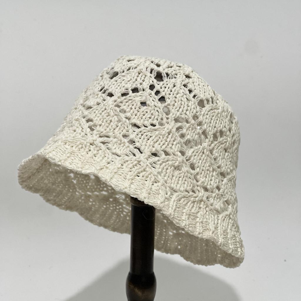 Literary and Artistic Hollow Breathable Knitted Bucket Hat Women's Spring Summer Crochet Bucket Hat Casual Sunshade Basin Hat Tide