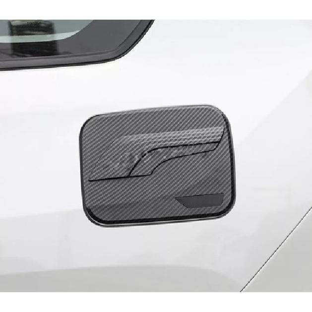 Carbon Fiber Car Fuel Tank Cap Gas Cover Trim Decor For Toyota RAV4 -2024