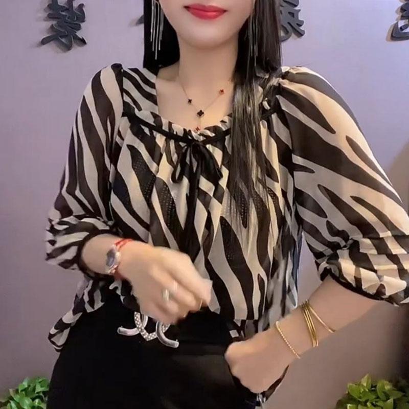 

Элегантная рубашка с квадратным вырезом и кулиской-бантом, стильная принтованная свободная женская одежда, весна-лето, рукав 3/4, комбинированная, со складками, блузка 5XL белый