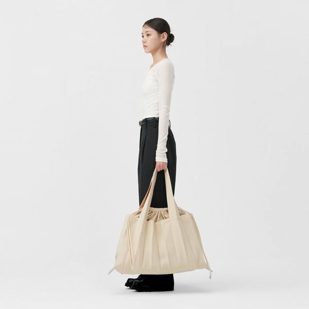 Pleatsmama Big Shoulder Bag Ivory