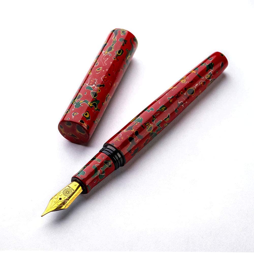 

WANCHER Fountain World Fountain Tsugaru Red Natural Japanese Traditional, яка є однією з технік Tsugaru World Tsugaru Lacquer Collection