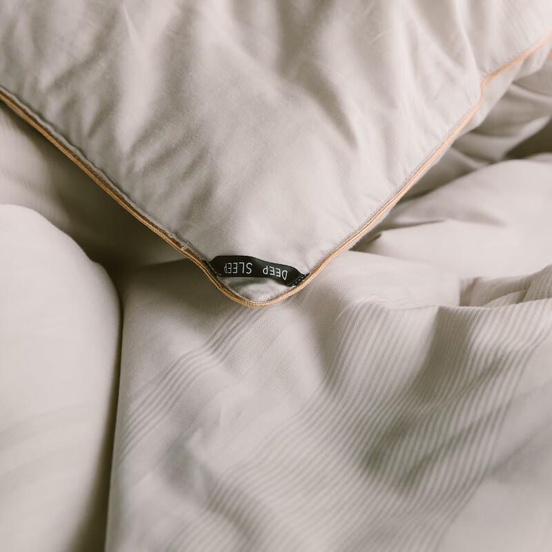 Jacquard Soybean Summer Quilt