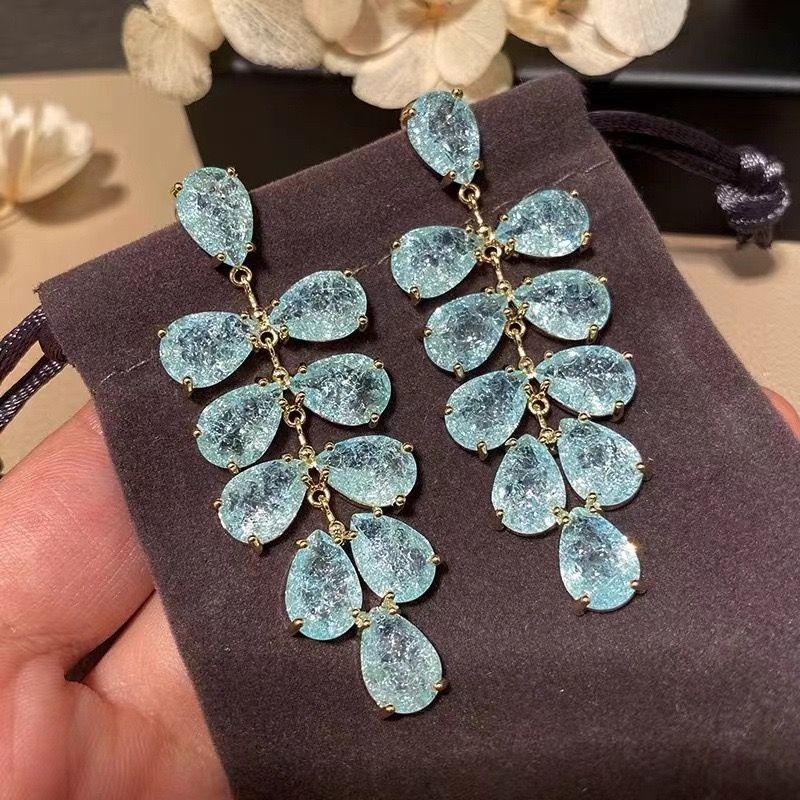 

Cool Style European and American Sexy 925 Silver Needle Slim Looking Zircon Default