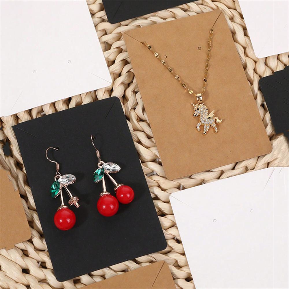 50 szt. Karta do pakowania naszyjników, kolczyków, wkrętek, pusta karta ekspozycyjna na biżuterię, karta z papieru kraft do pakowania biżuterii