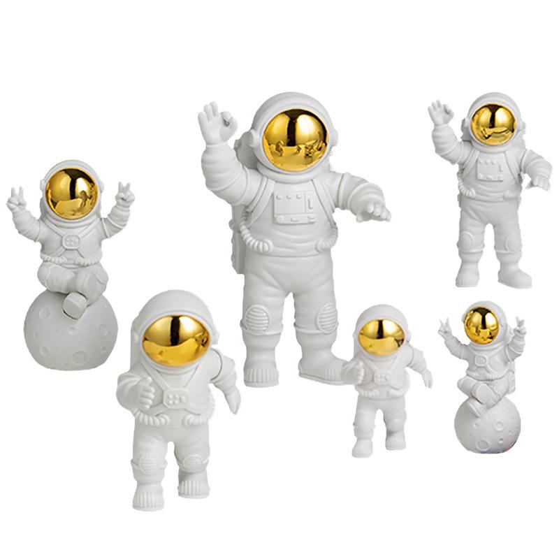 Astronauten-Figur-Ornament für Wohnzimmer oder Kinderzimmer - Weihnachtsgeschenk-Deko Weltraumfahrer