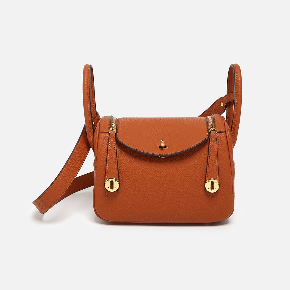 Lindy 2025 Spring/Summer Pillow Bag: Trendy One-Shoulder Crossbody & Handheld Doctor Bag for Women