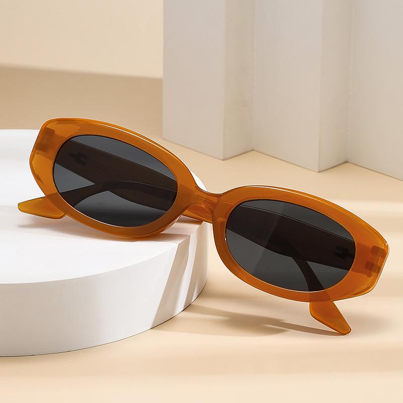 Ins Popular Fashion Oval Women Luxury Sunglasses Retro Designer Jelly Color Shades UV400 Men Rivets Sun Glasses