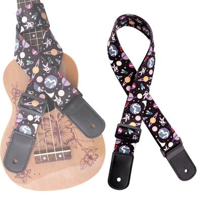 Nuovo cinturino regolabile per ukulele da viaggio nello spazio con stampa nera e colorata da 55 - 140 cm con morbida testa in pelle PU antistrappo durevole