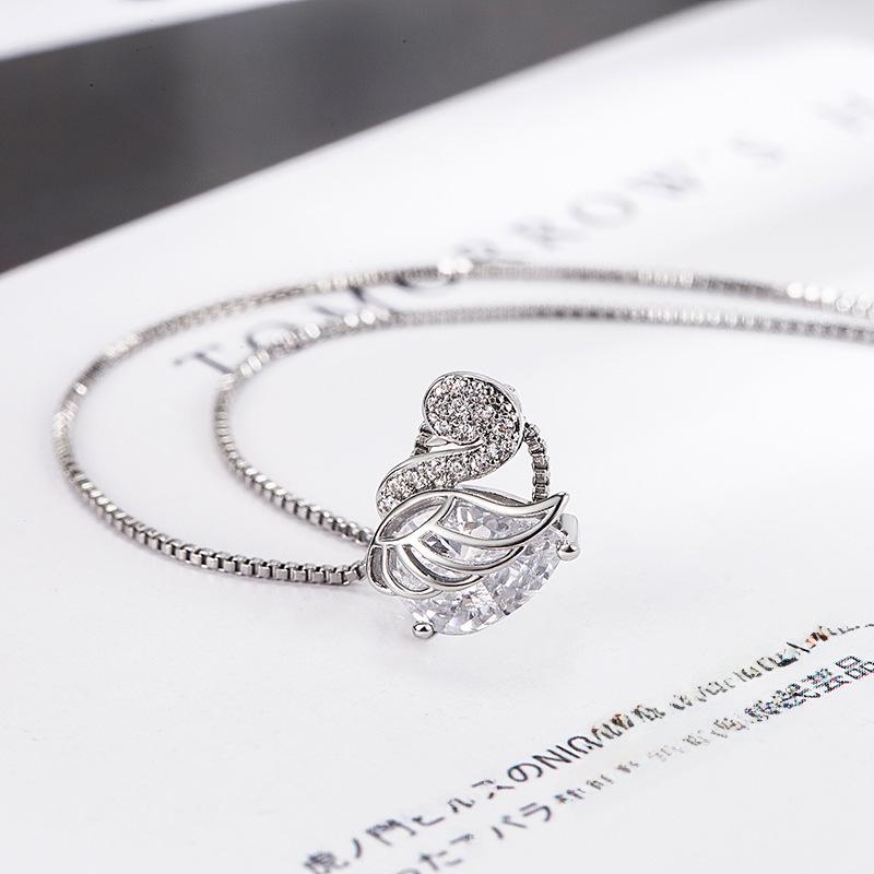 Colier elegant cu diamante, vara 2022 - Pandantiv de lux și lanț de claviculă versatil pentru femei