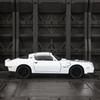 1:32 Simulation Pontiac Firebird Alloy Car Model Ornament Collection Steering Shock Absorber Sound and Light Return Car Gift