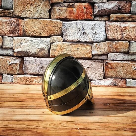 Historical Black Viking Helmet Medieval LARP Re-enactment Helmet Viking Battle Warrior Helmet Knight Armour Helmet Best For Gift