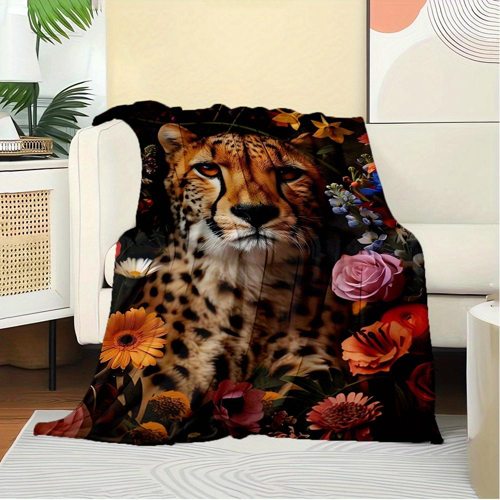 1pc Cheetah,Flowers,Nature Digital Print Flannel Blanket - Contemporary Style, Suitable for All Seasons, Perfect for Home, Travel, or Campin