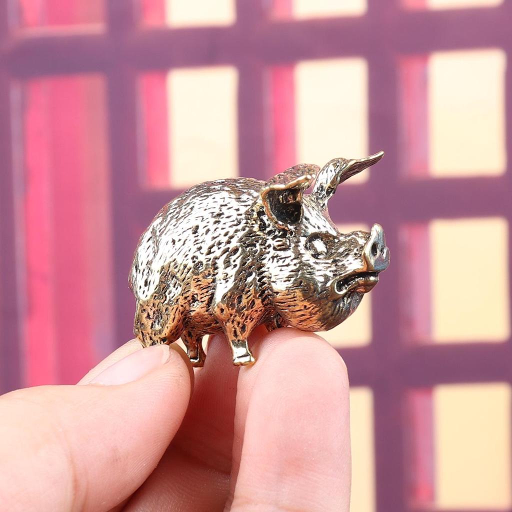 Pure Brass Zodiac Pig Ornament: Retro Long-Eared Home & Office Decoration, Small Desktop Tea Pet Handicraft.