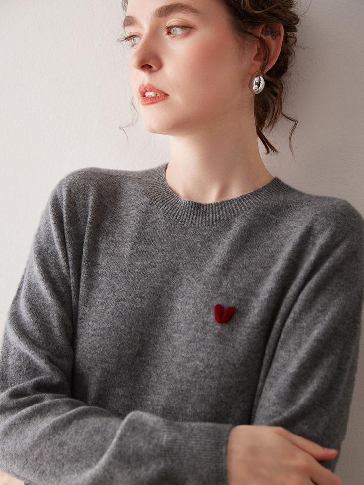 Women's 2025 Round Neck Embroidered Heart Cashmere Sweater - Gentle, Fashionable & Versatile