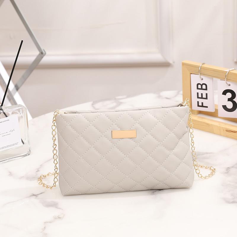 Embroidered Rhombus Soft Bag New Versatile Shoulder Messenger Women's Bag Niche Leather Mobile Phone Change Bag