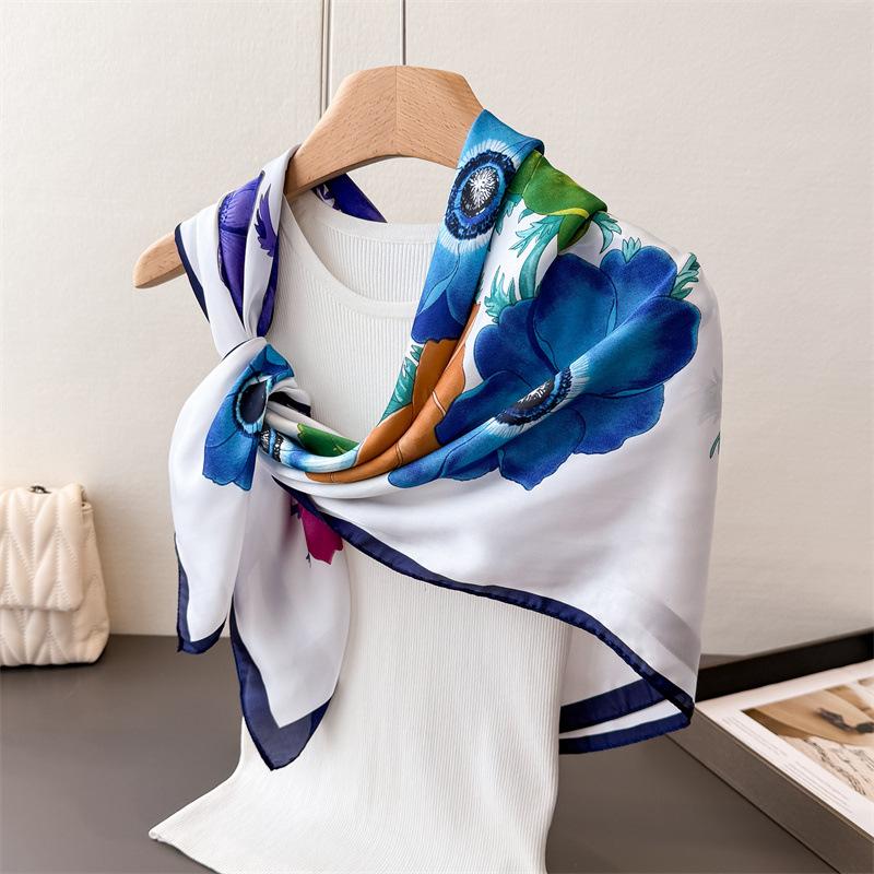 

Korean Version Of Fashion Code, Satin Imitation Silk Printing Large Square Scarf, Silk Scarf, Shawl, Headscarf, Neck Protection, Scarf, Decorative 90*90cm