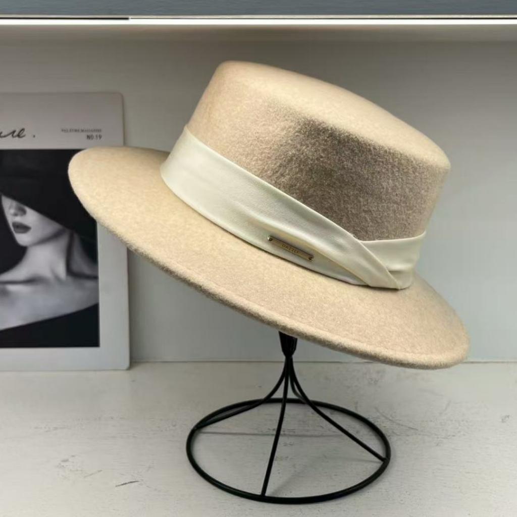 Internet Celebrity High Quality French Celebrity Style Woolen Flat Hat Women's British Autumn and Winter Versatile Flat Edge Top Hat