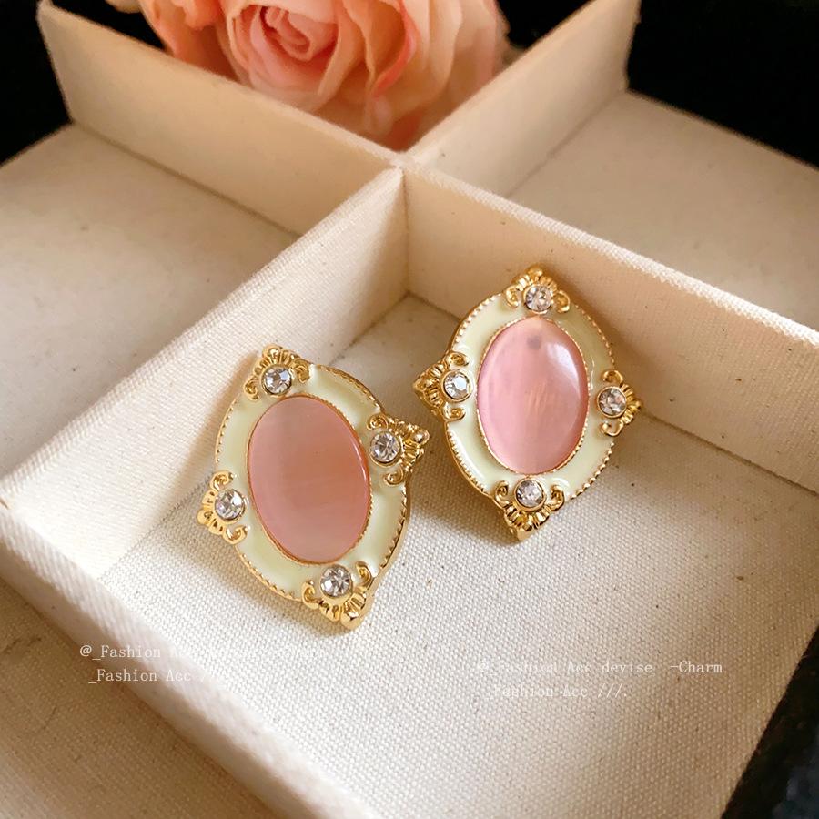 Silver Needle Diamond Drip Oval Opal Earrings Retro Sweet Temperament Earrings Court Style Fashion Earrings