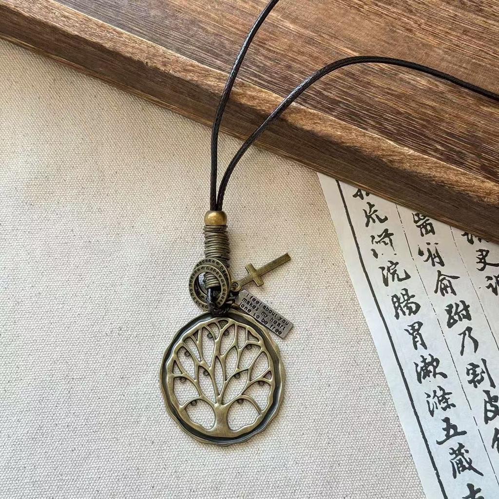 Alloy pendant, Zen wooden pendant, necklace, women's retro Hanfu long sweater chain, national style decorative item.