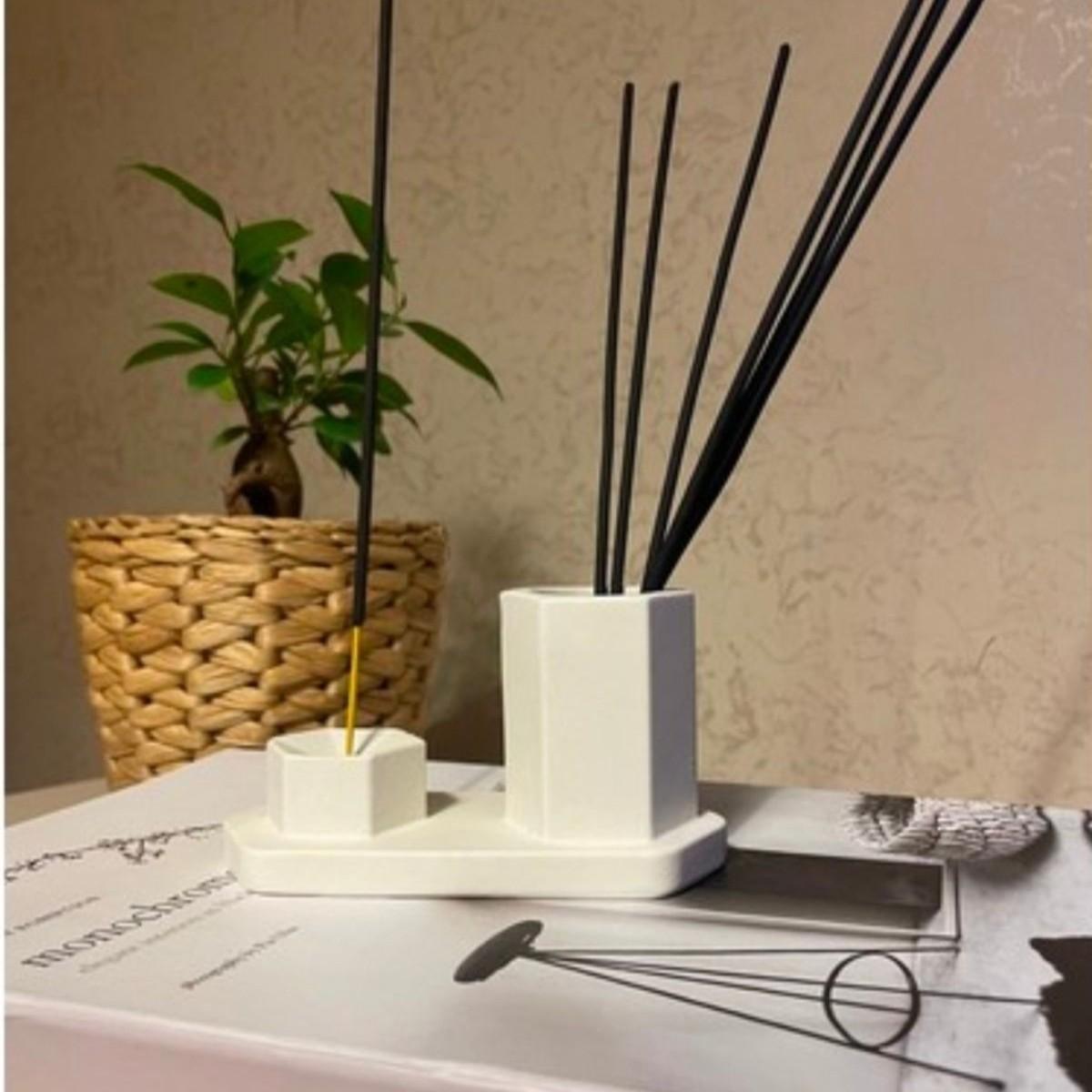 

Relax Decorative Incense Burner White Home Decor Desktop Figurine Standart білий
