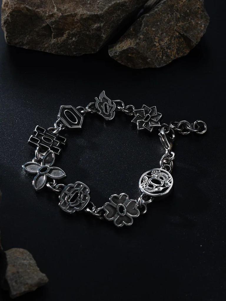 Vintage high-end bracelet light luxury anime element bracelet, birthday gift, Halloween gift, Christmas gift