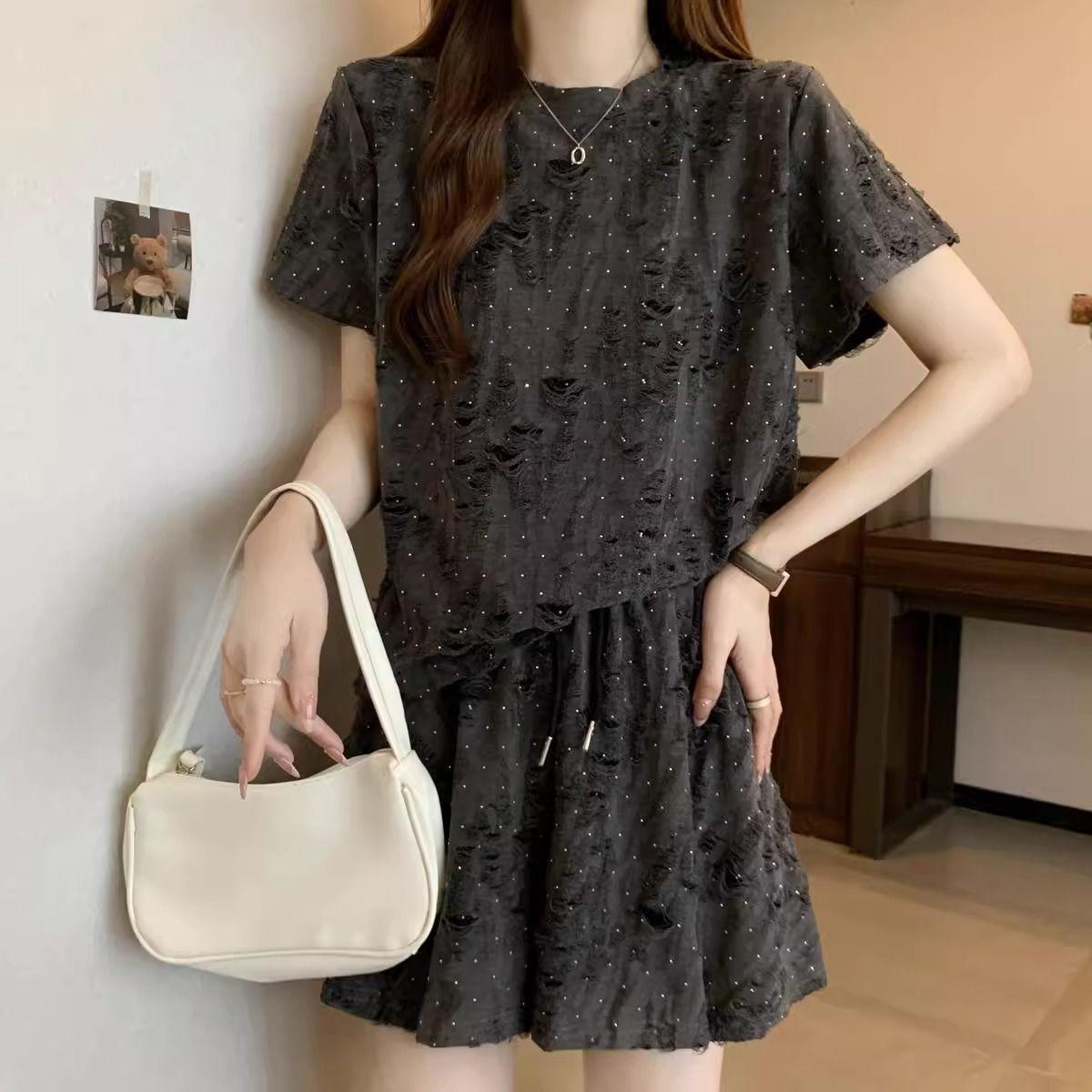 

Slimming Plus-Size Two-Piece Summer Set with Diamond Ripped Shorts XL [Recommended for 116-125 jin]