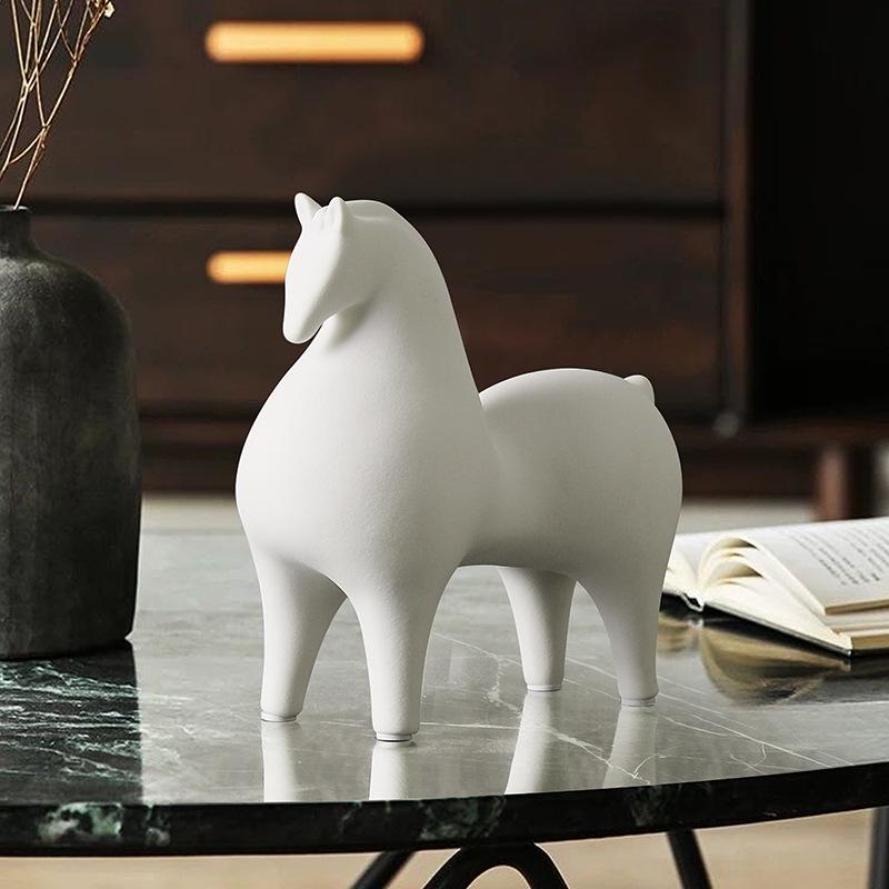 Tangma Ceramic Ornaments Horse To Successfully Attract Wealth Animal Crafts Work Wine Cabinet Living Room Unique Fine Tabletop Decoration