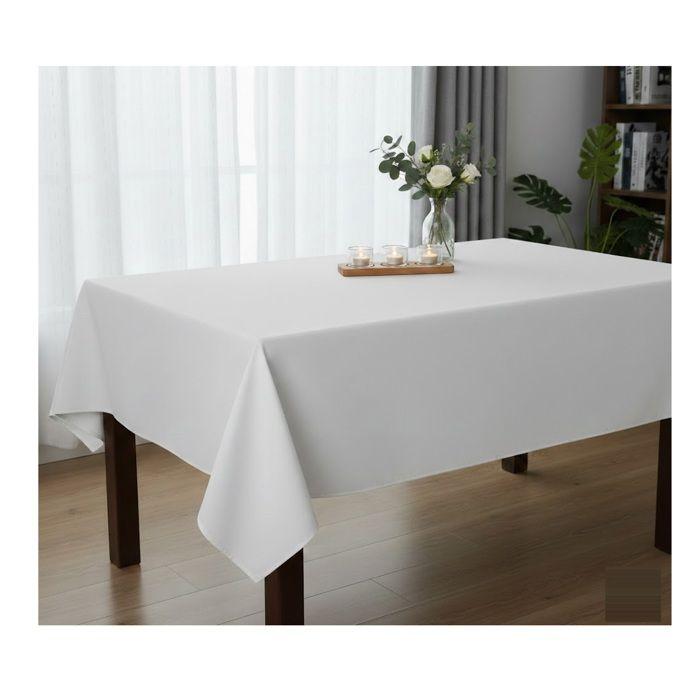Nappe en polyester Essentiel 145 x 240 cm blanc